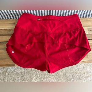 Lululemon Speed Up HR 2.5” Lined Shorts in Dark Red Size 6